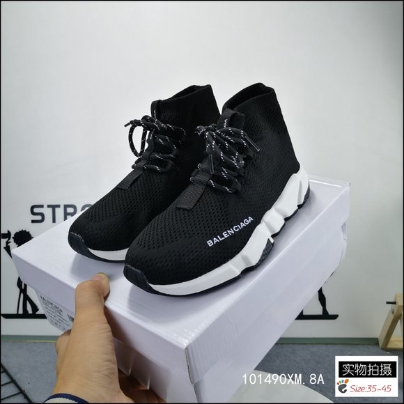 Athletic_Shoes